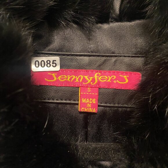 Jennyfer. J Genuine Rabbit Fur Vest Jacket Size Small - Picture 2 of 3